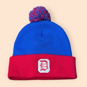 Vintage Duquesne Dukes 1990s Tossel Cap Vtg 90s Pittsburgh Beanie Hat